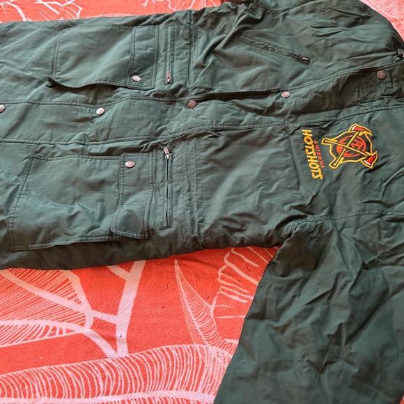 STARTER Arizona Hot Shots Winter Parka - Picture 2 of 16